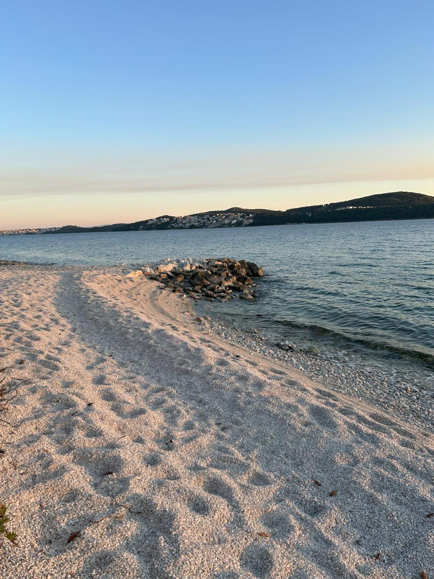 Apartments Valjan Trogir Exterior photo