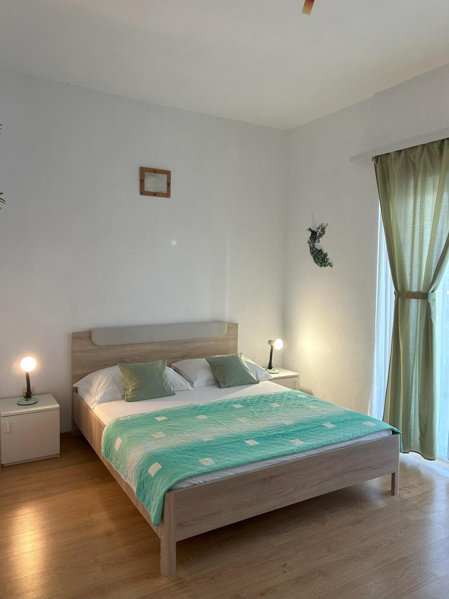 Apartments Valjan Trogir Exterior photo