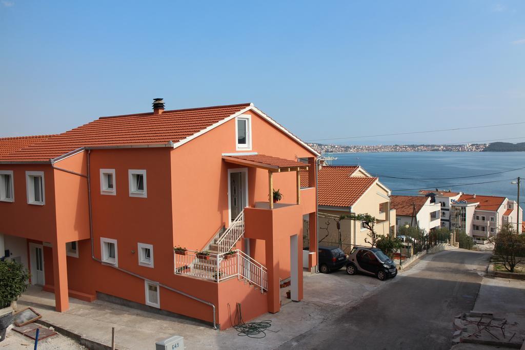 Apartments Valjan Trogir Exterior photo