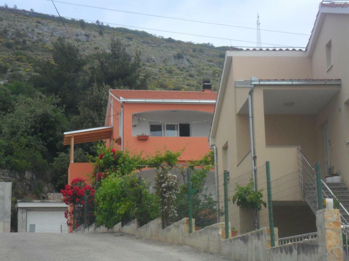 Apartments Valjan Trogir Exterior photo